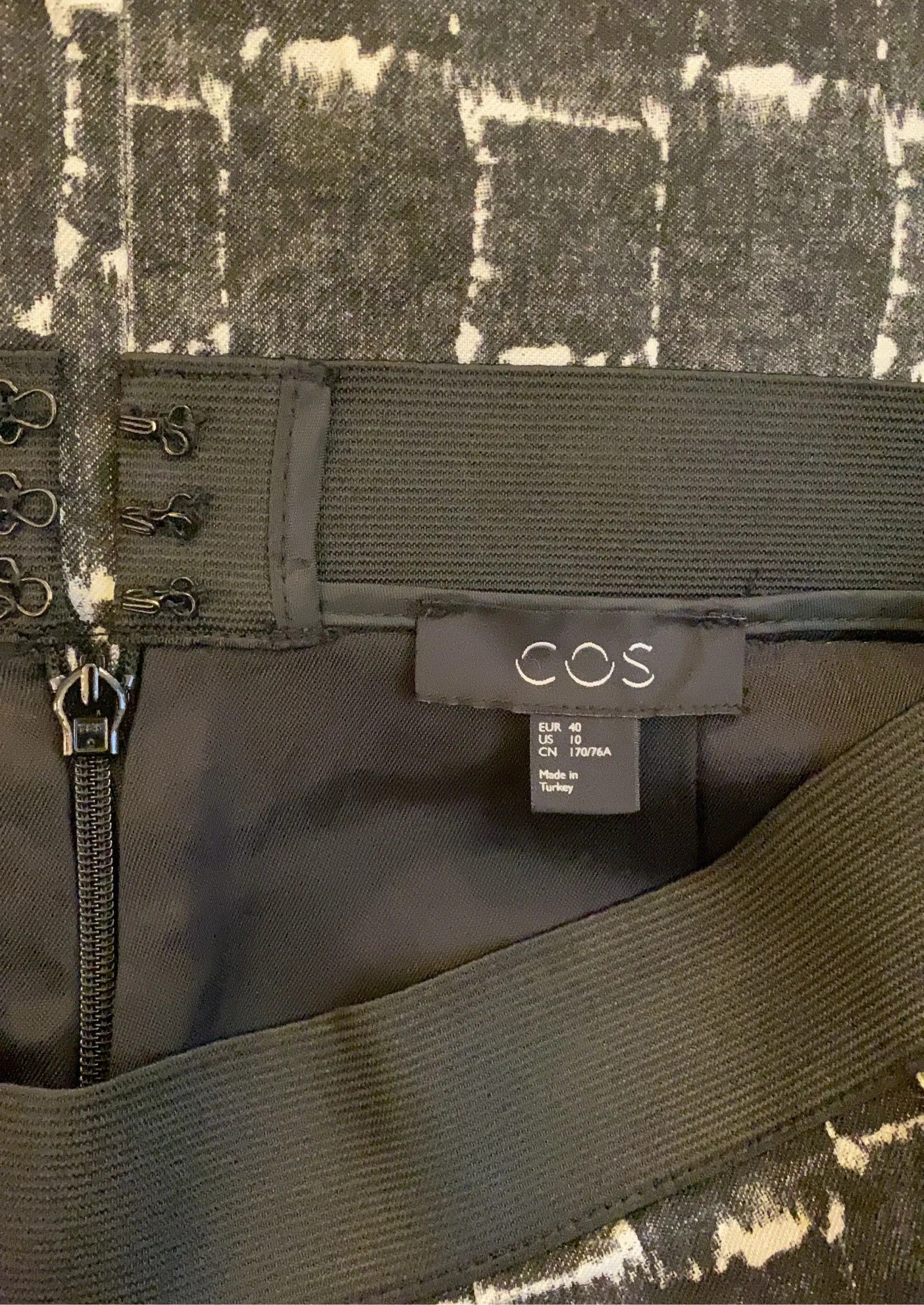 Cos Cos Skirt Size 28" / US 6 / IT 42 - 3 Thumbnail