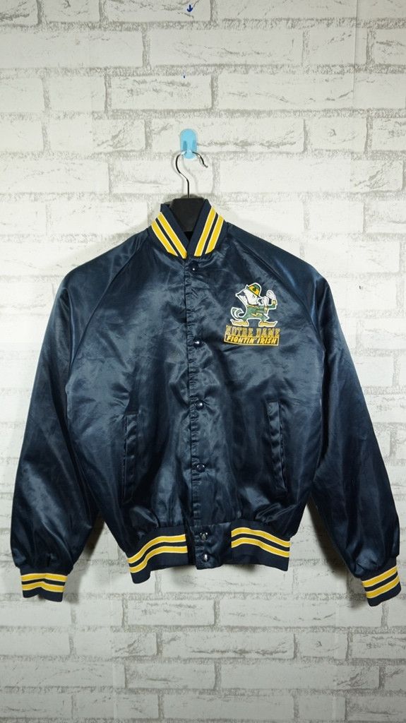 Vintage NOTRE DAME FIGHTING IRISH BOMBER VARSITY Jaket Coat Size Large - outlet READ