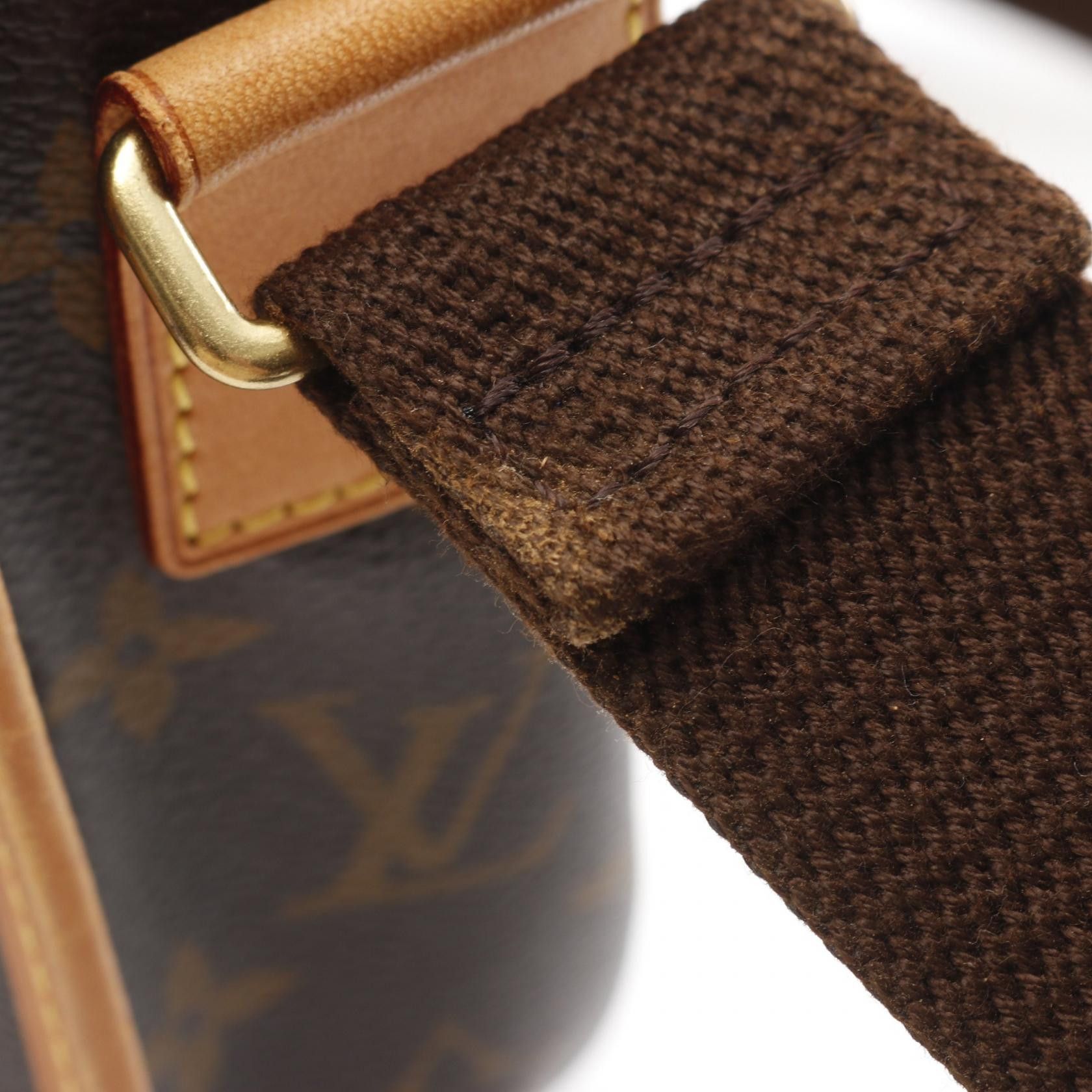 Louis Vuitton Louis Vuitton Louis Vuitton Bosphore Monogram Coated Canvas Shoulder Bag Canvas Shoulder Bag M40106 DUTY FREE for USA Size ONE SIZE - 8 Thumbnail