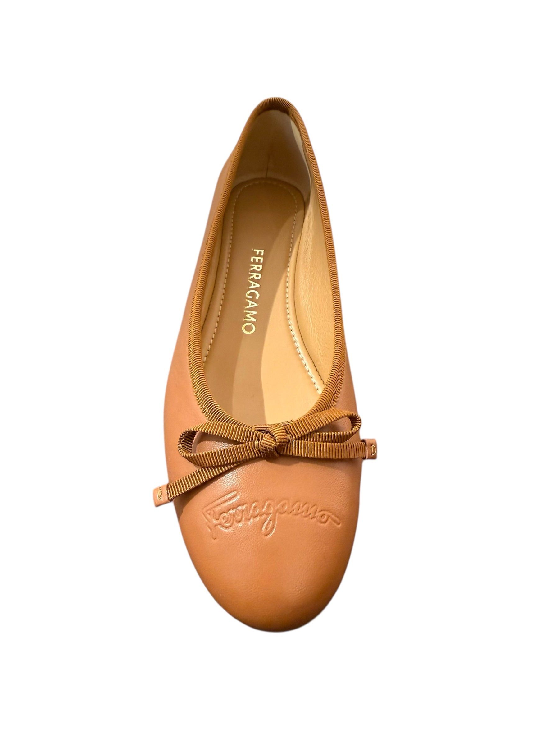 Salvatore Ferragamo Ferragamo Newballet Bow Leather Ballet Flats SIZE 10 Size ONE SIZE - 3 Thumbnail