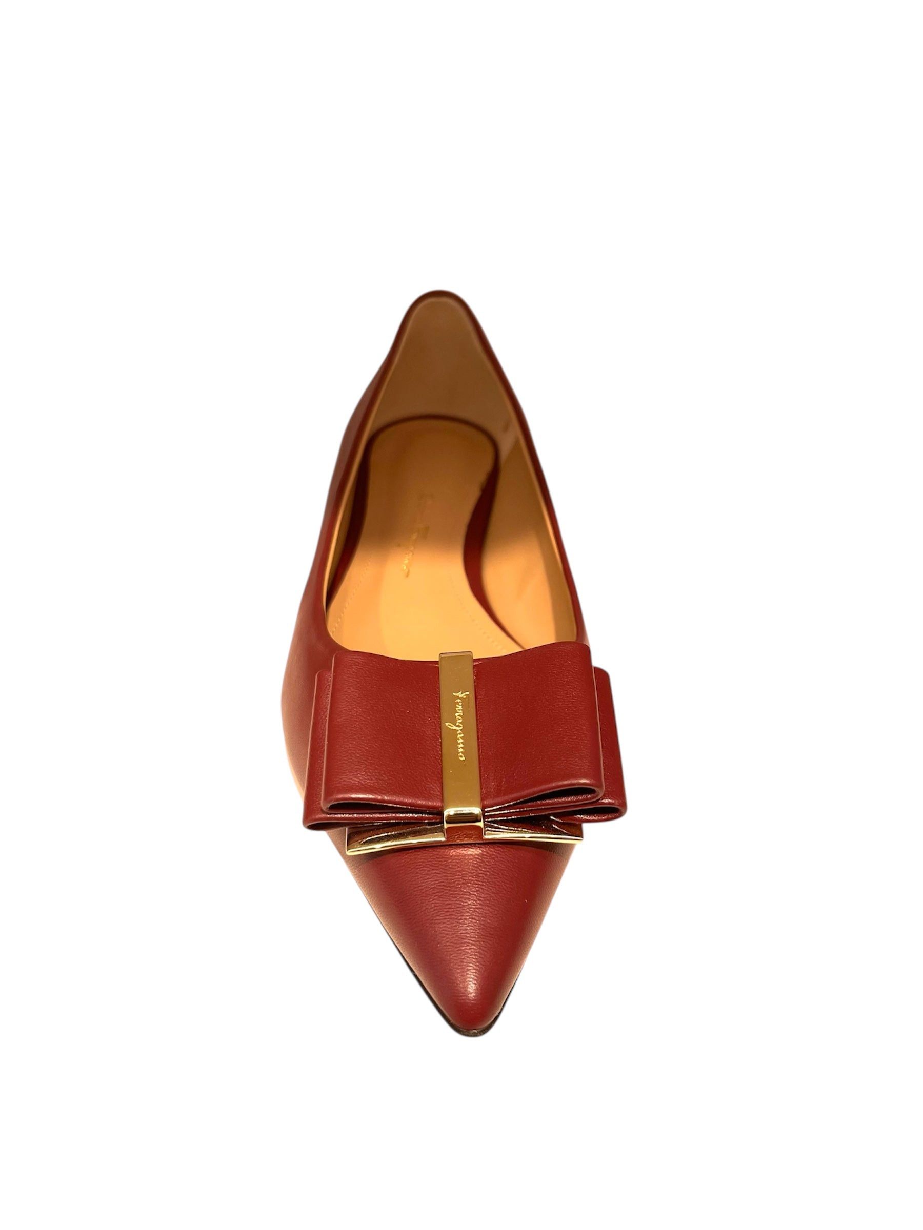 Ferragamo Bow Leather Flats SIZE 8