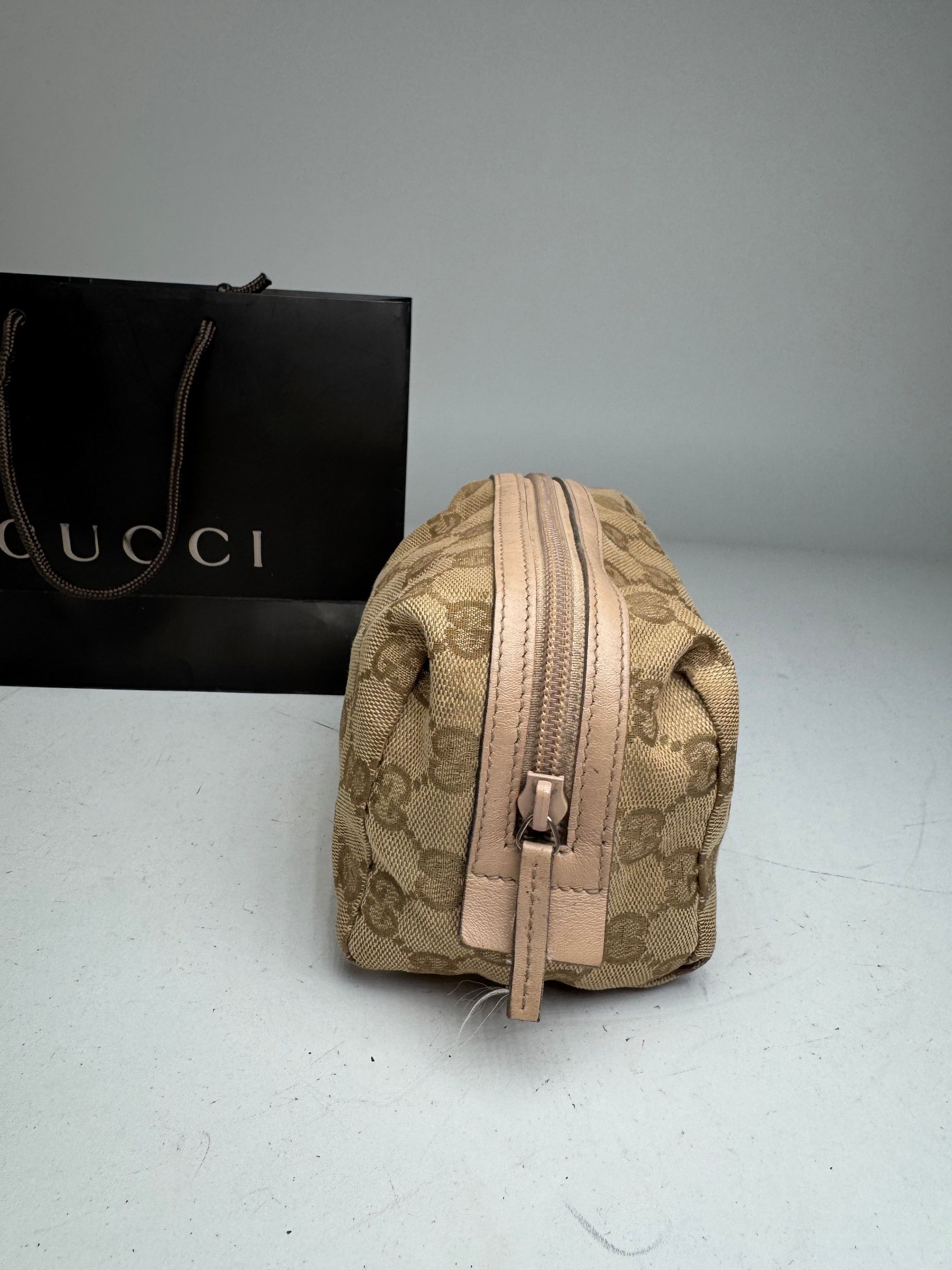 Gucci Vintage Monogram Mini Bag/Pouch Beige Pink Size ONE SIZE - 9 Thumbnail