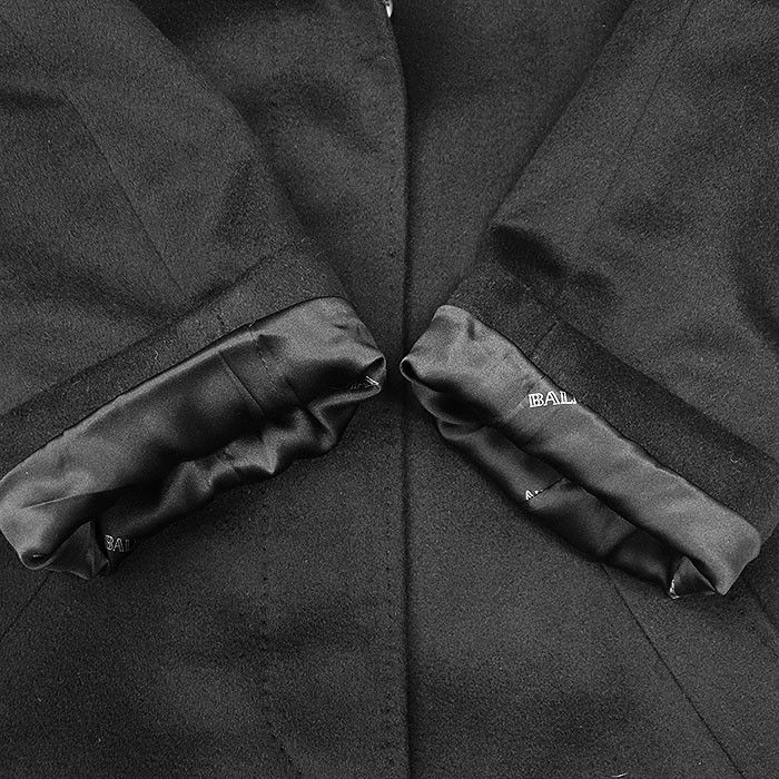 Other Other Balmain 100% Cashmere Detachable Fur Long Coat 100% Silk Lining Outerwear Natural Material Outerwear DUTY FREE for USA Size ONE SIZE - 5 Thumbnail