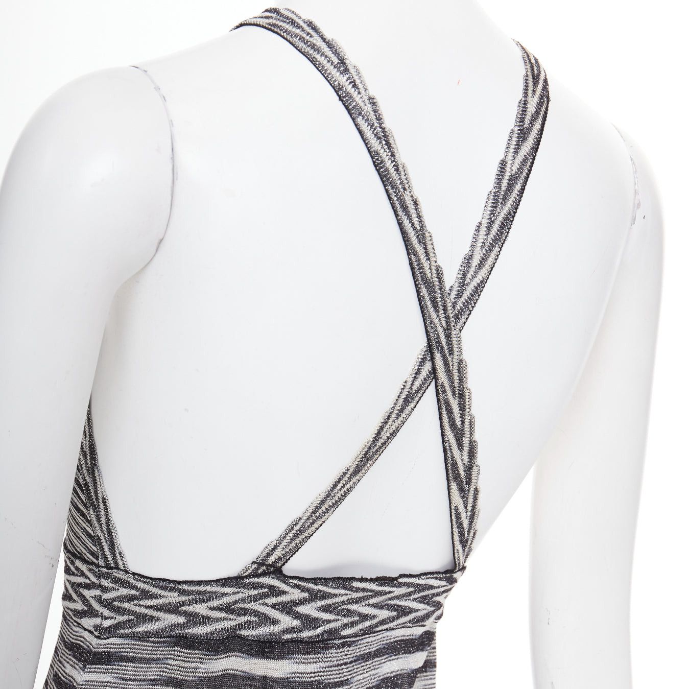 Missoni MISSONI Armonia black metallic grey striped jersey lurex knit coverup dress IT38 XS Size XS / US 0-2 / IT 36-38 - 2 Thumbnail
