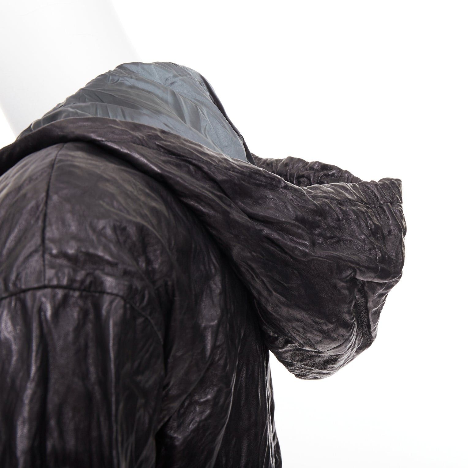 Prada PRADA 2011 Vintage black 100% lambskin crinkled hooded jacket IT36 XXS Size XS / US 0-2 / IT 36-38 - 2 Thumbnail