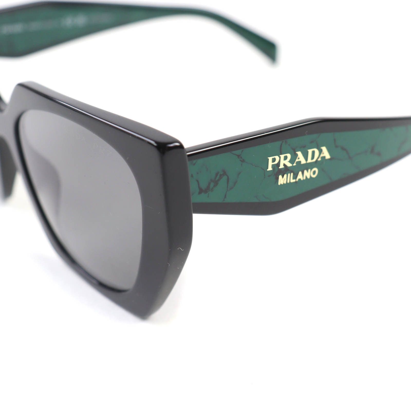 Prada Prada Prada SPR15W Sunglasses Plastic Sunglasses SPR15W DUTY FREE for USA Size ONE SIZE - 7 Thumbnail