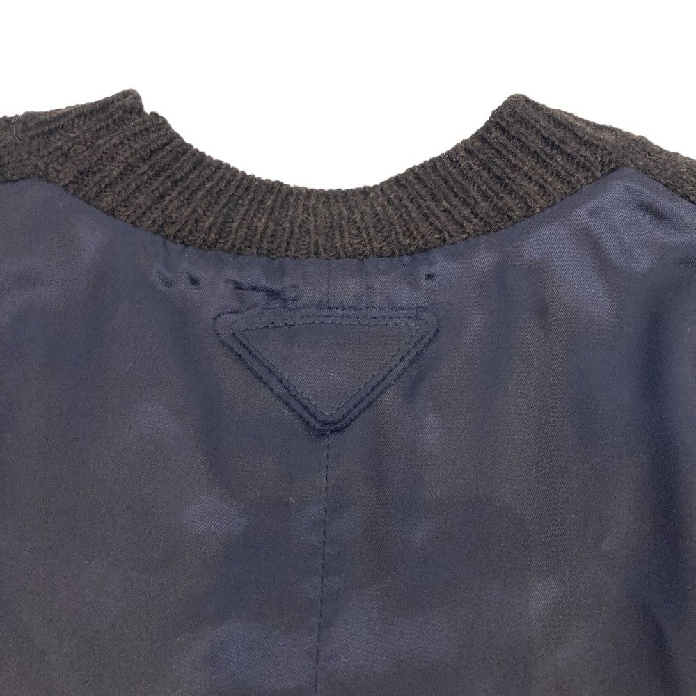 Prada Prada Prada Triangle Logo Virgin Wool Knit Vest Natural Material Tops P29B45 DUTY FREE for USA Size ONE SIZE - 3 Thumbnail