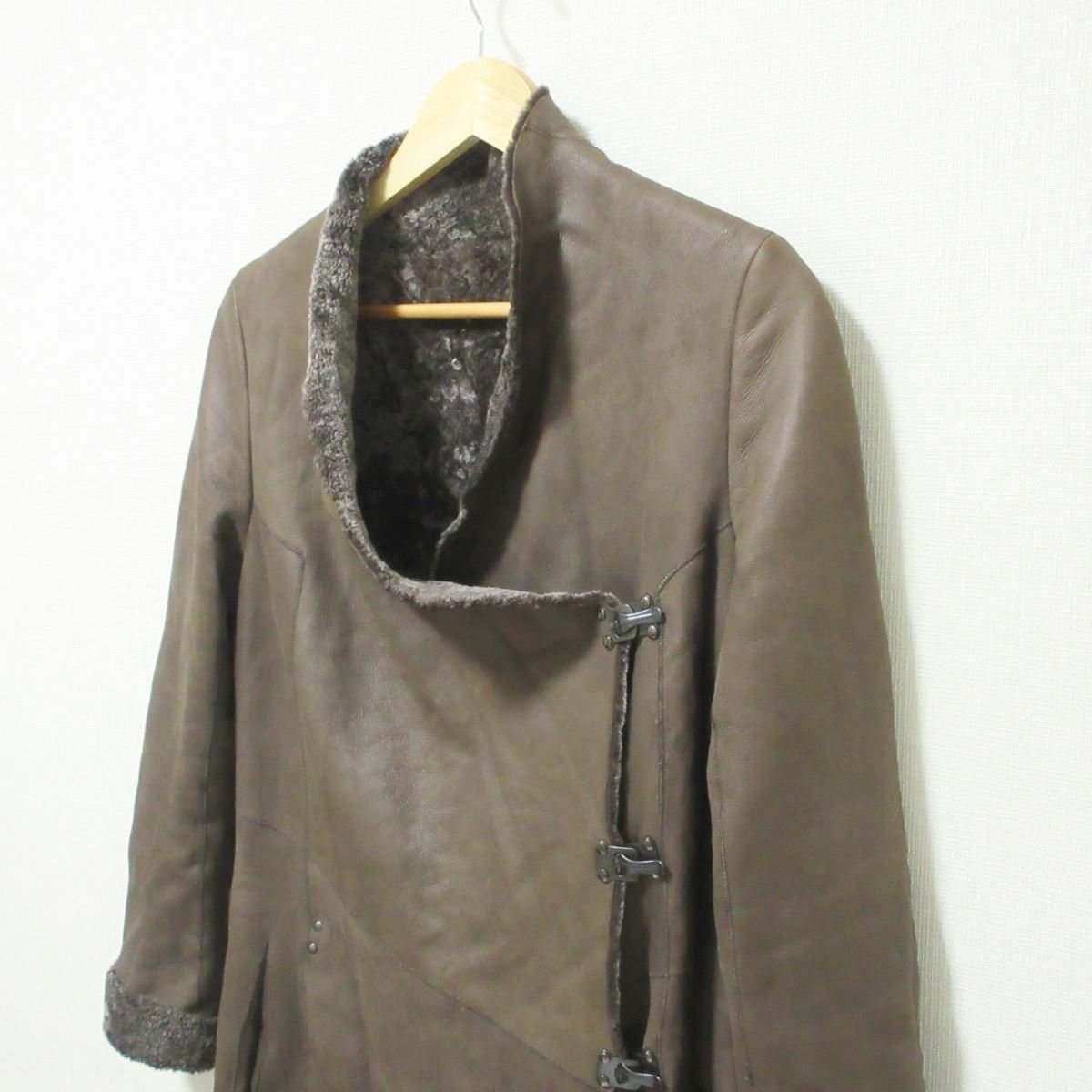 Other Other Karl Donoghue Shearling Coat Leather Outerwear DUTY FREE for USA Size ONE SIZE - 4 Thumbnail