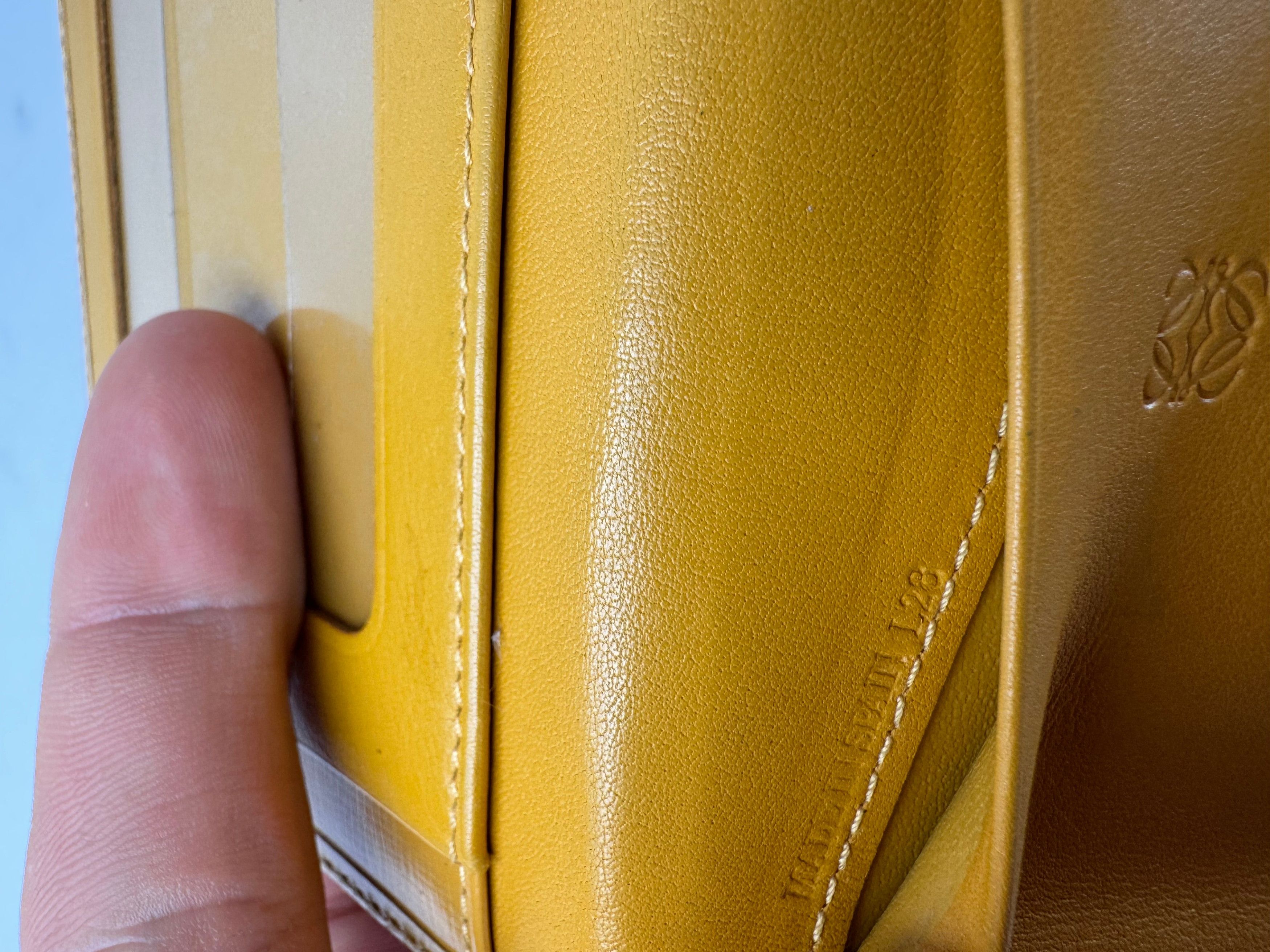 Loewe Vintage Madrid Leather Card Holder Yellow Size ONE SIZE - 5 Thumbnail