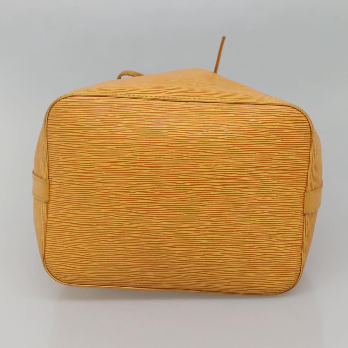 Louis Vuitton Louis Vuitton Noe Epi Leather Size ONE SIZE - 18 Thumbnail