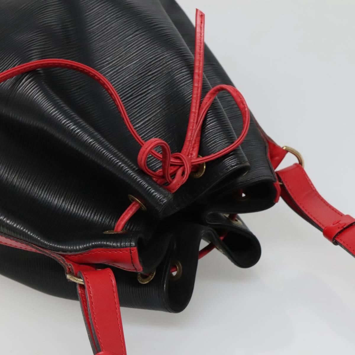 Louis Vuitton Louis Vuitton Bicolor Noe Handbag Epi Leather Size ONE SIZE - 15 Thumbnail