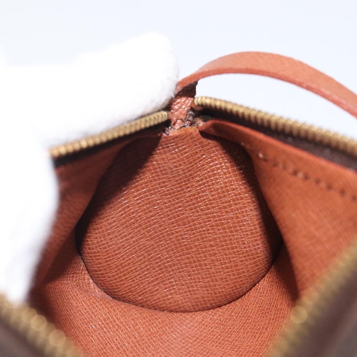Louis Vuitton Louis Vuitton Papillon Pochette Monogram Canvas Size ONE SIZE - 19 Thumbnail
