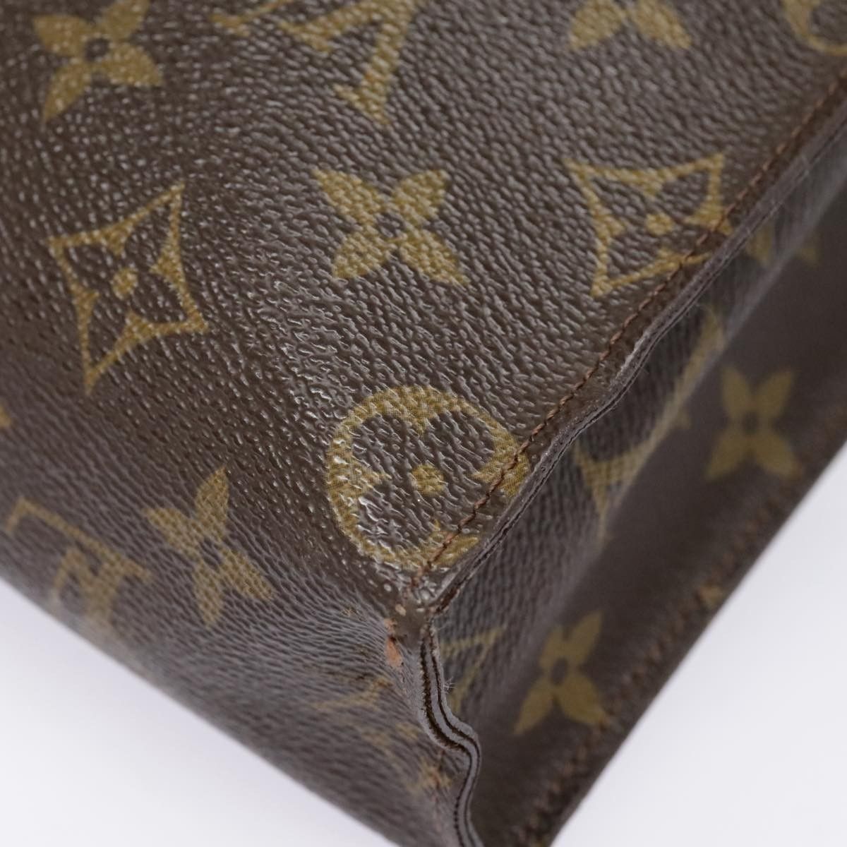 Louis Vuitton Louis Vuitton Toiletry Pouch Monogram Canvas Size ONE SIZE - 11 Thumbnail