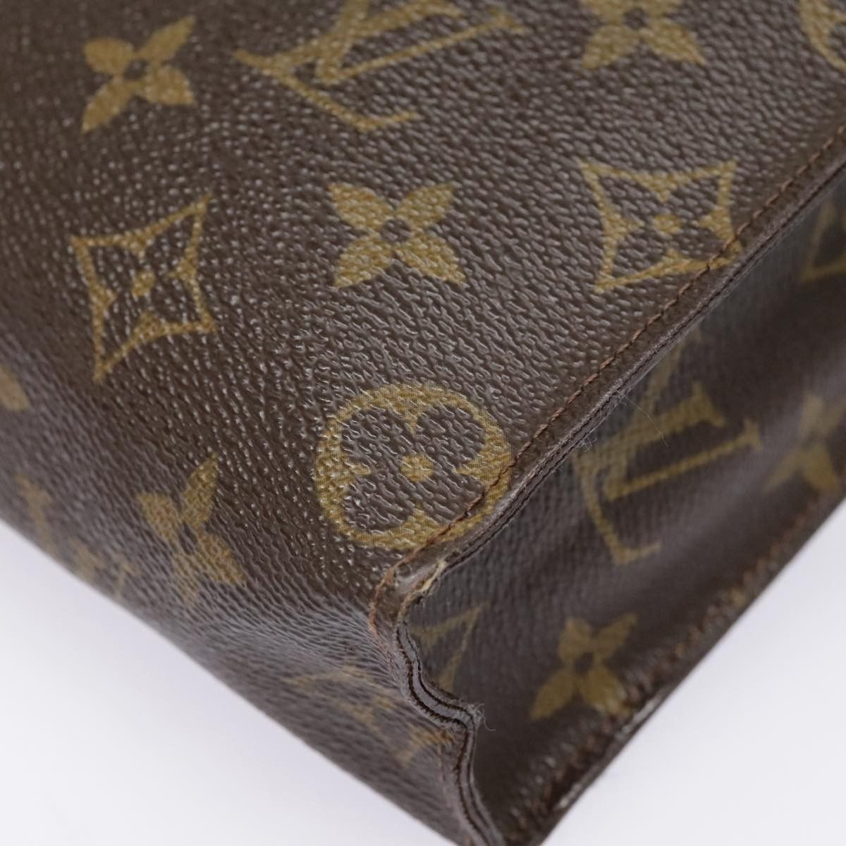 Louis Vuitton Louis Vuitton Toiletry Pouch Monogram Canvas Size ONE SIZE - 9 Thumbnail