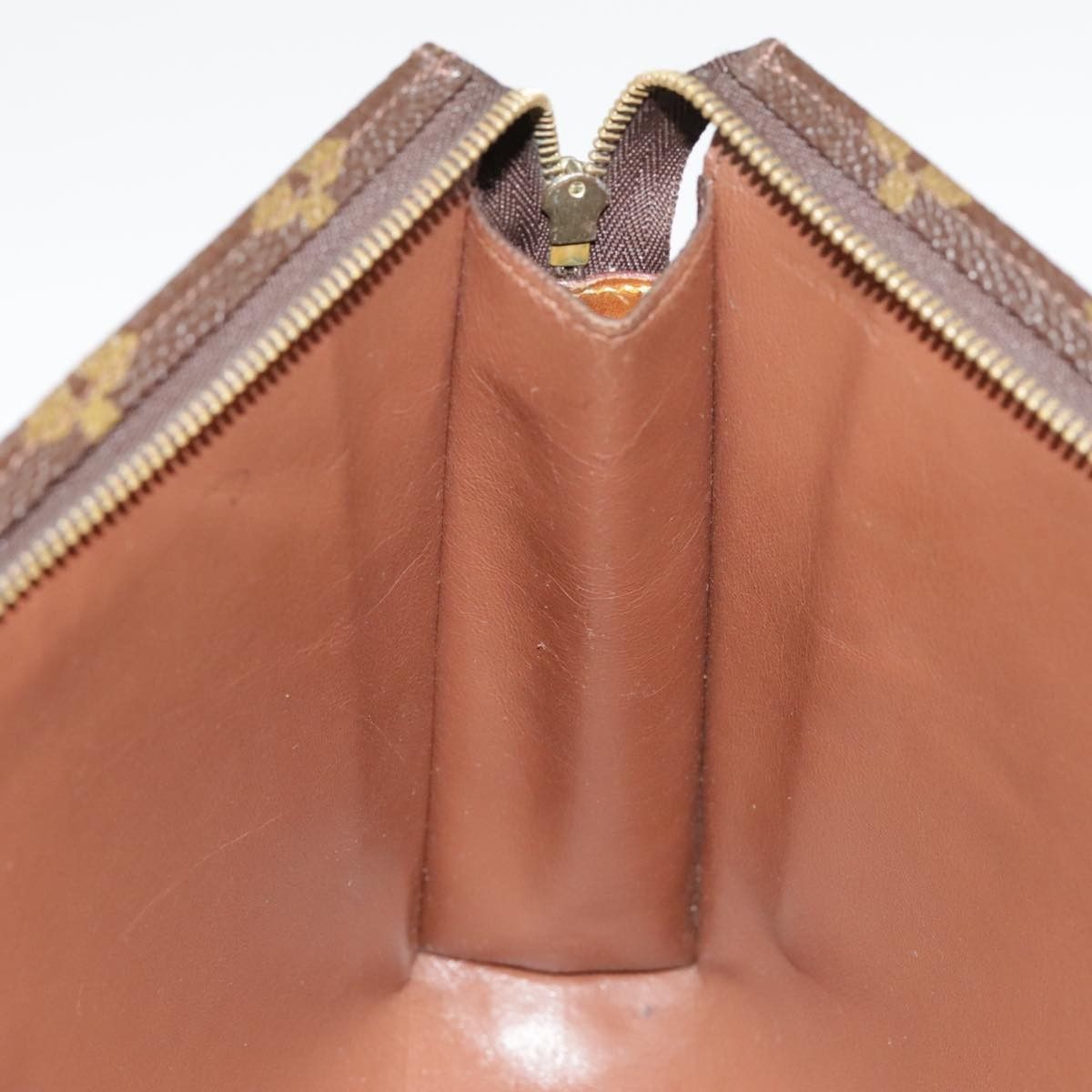 Louis Vuitton Louis Vuitton Toiletry Pouch Monogram Canvas Size ONE SIZE - 15 Thumbnail