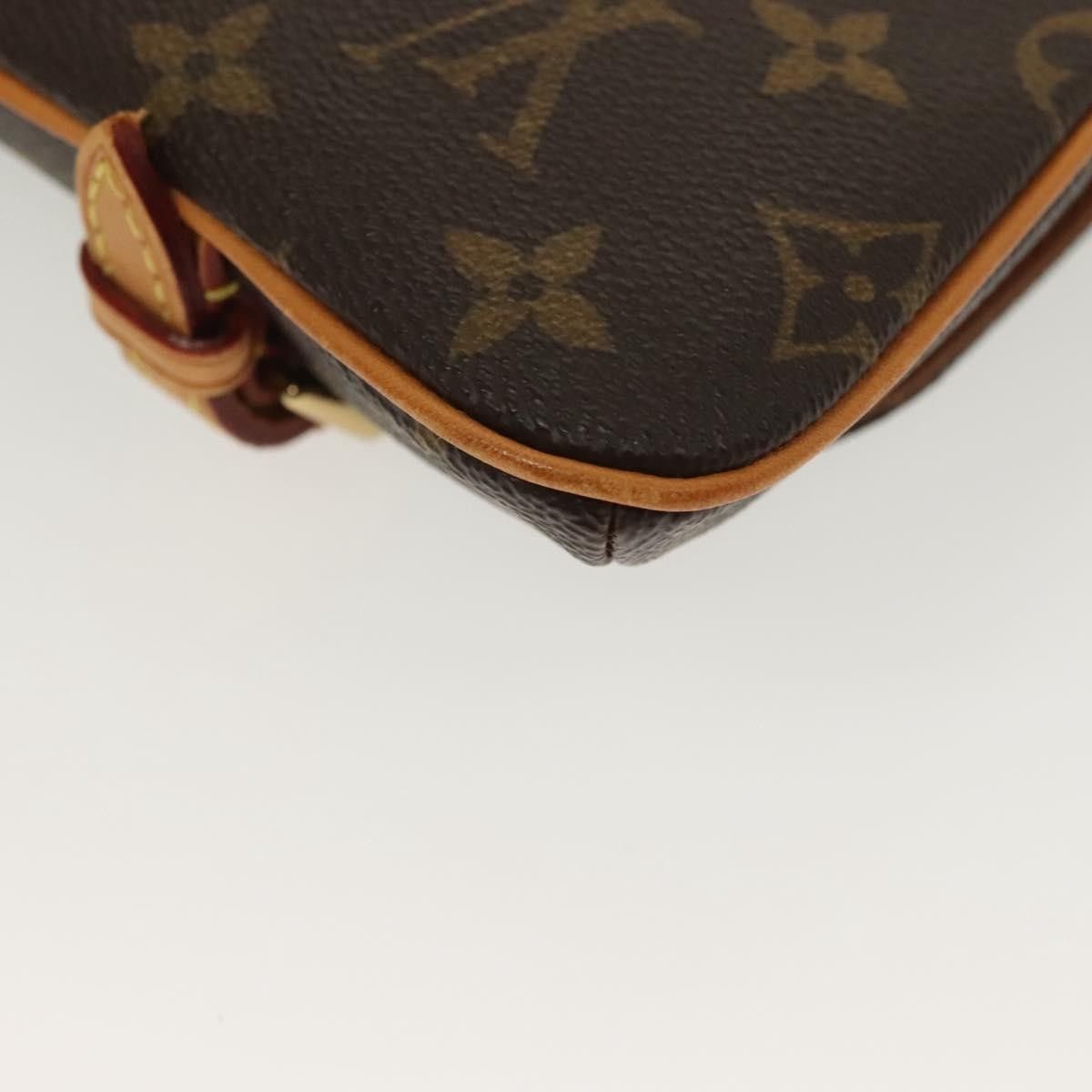Louis Vuitton Louis Vuitton Marelle Waist Bag Monogram Canvas Size ONE SIZE - 11 Thumbnail