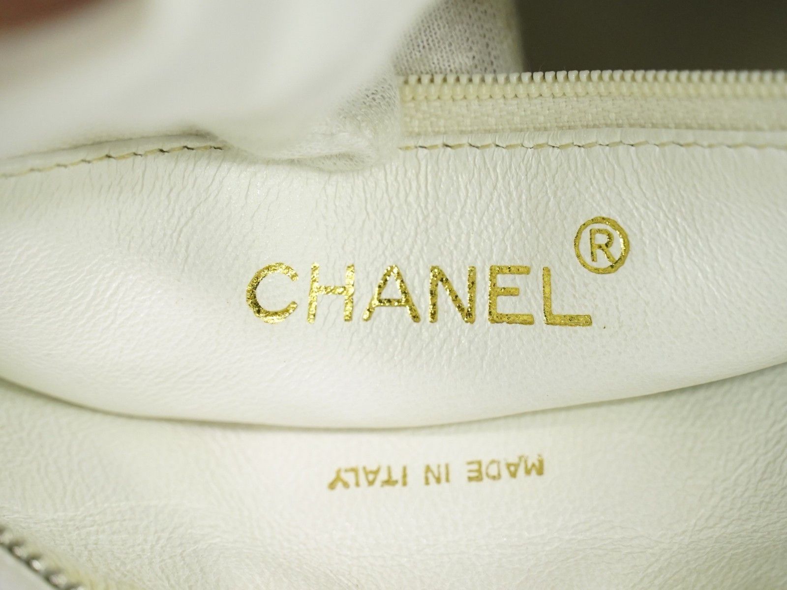 Chanel Chanel Vintage Diamond CC Camera Shoulder Bag Quilted Caviar Size ONE SIZE - 5 Thumbnail