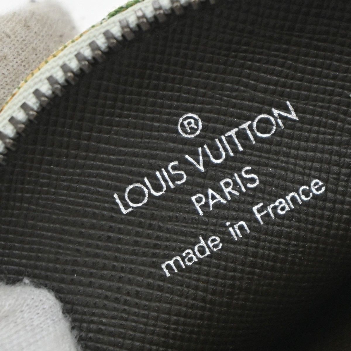 Louis Vuitton Louis Vuitton Round Coin Purse Mini Lin Croisette Size ONE SIZE - 7 Thumbnail