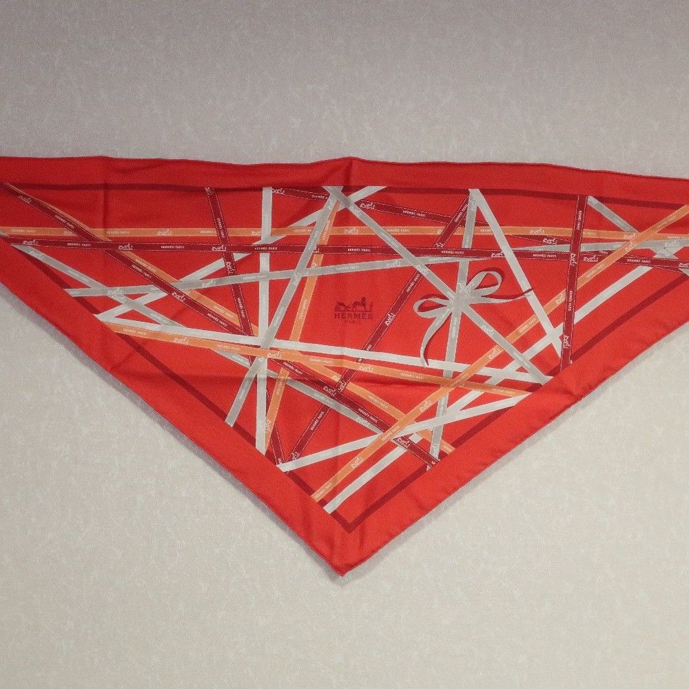 Hermes Hermes Triangle Scarves Silk Size ONE SIZE - 2 Thumbnail