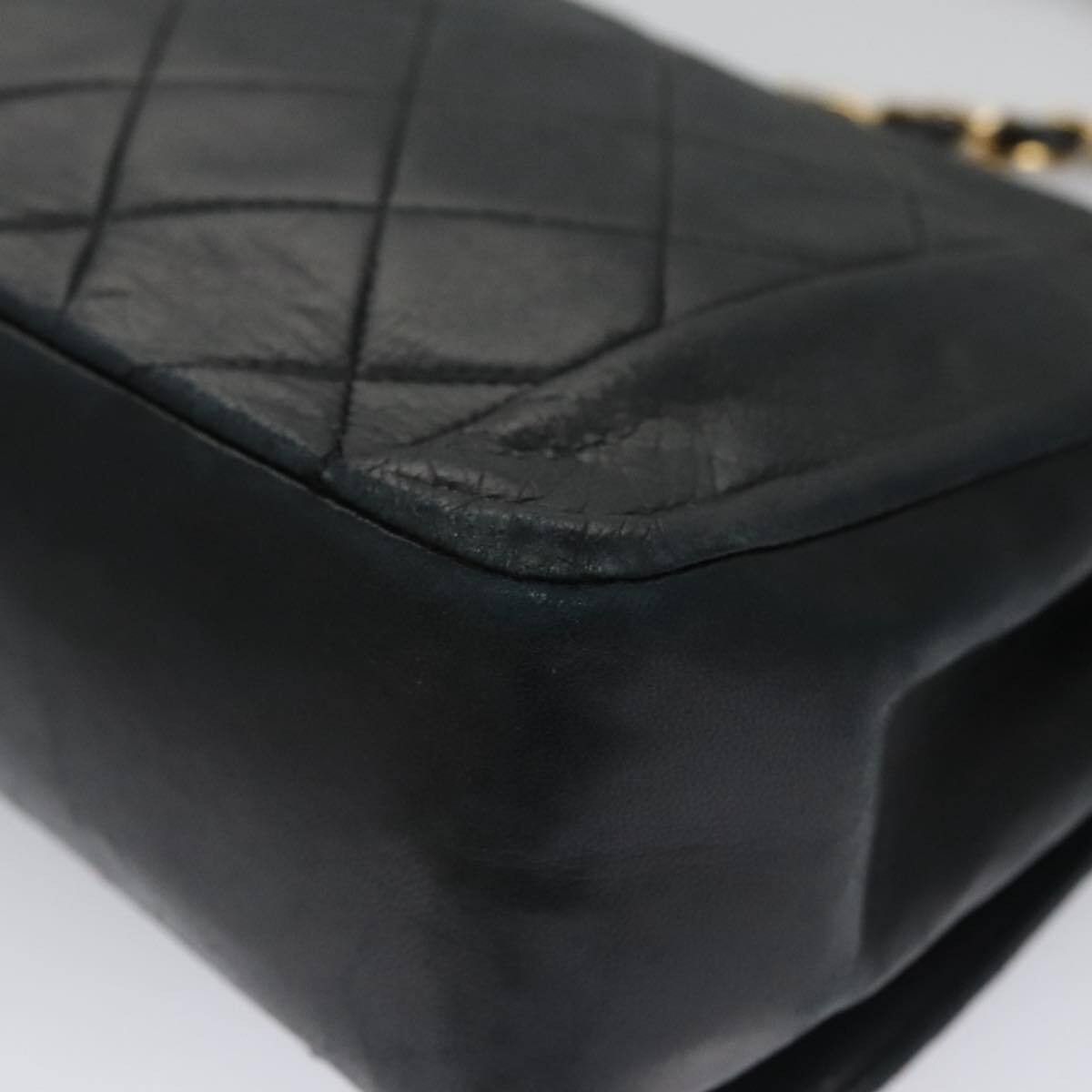 Chanel Chanel Vintage Diana Flap Bag Quilted Lambskin Size ONE SIZE - 11 Thumbnail