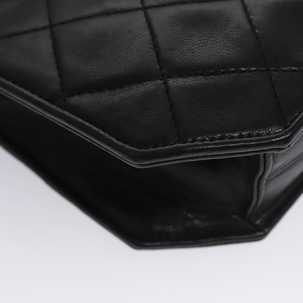 Chanel Chanel Vintage Octagon CC Flap Bag Quilted Leather Size ONE SIZE - 9 Thumbnail