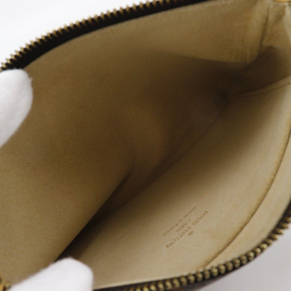 Louis Vuitton Louis Vuitton Milla Pochette Monogram Canvas Size ONE SIZE - 4 Thumbnail