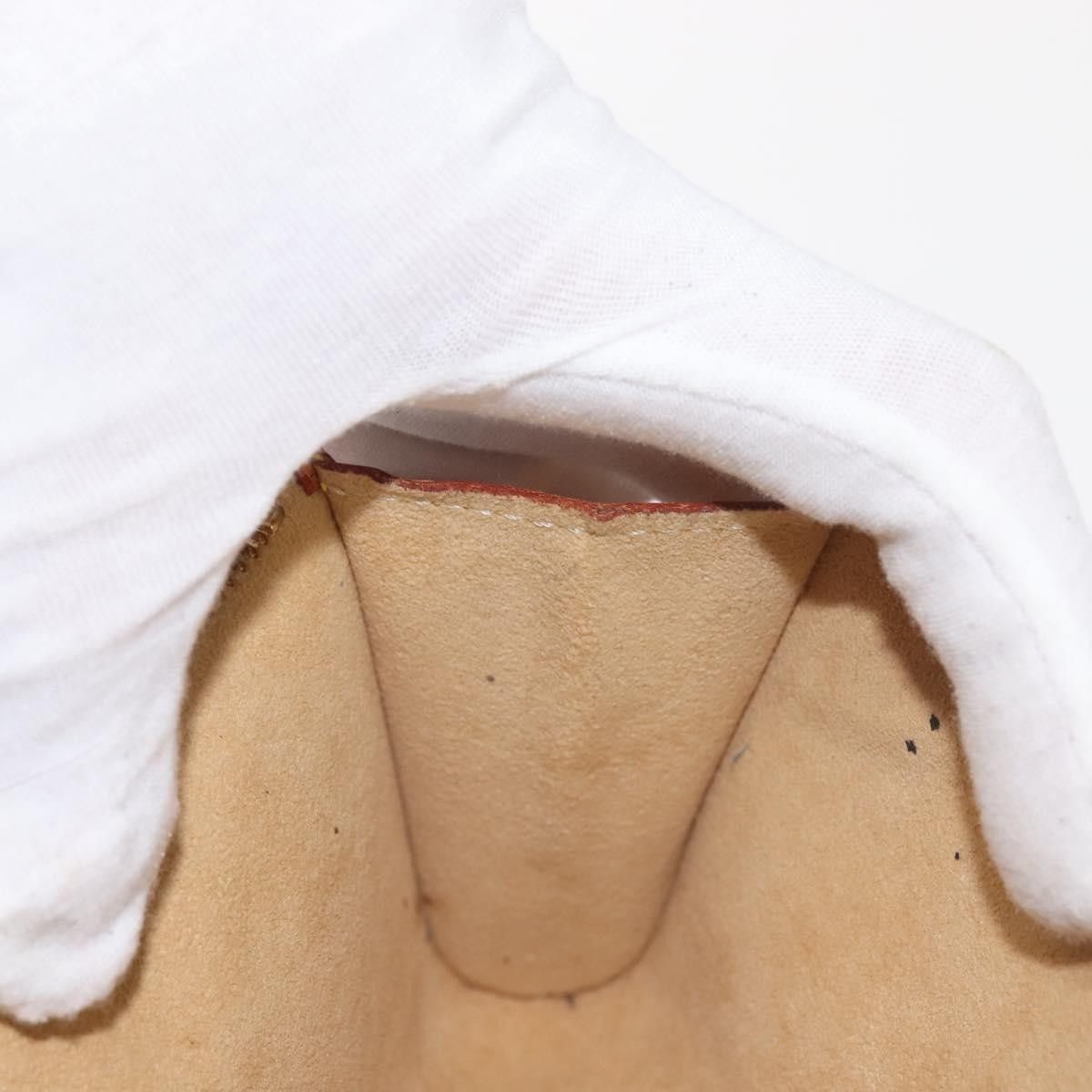 Louis Vuitton Louis Vuitton Bucket Pouch Leather Size ONE SIZE - 14 Thumbnail