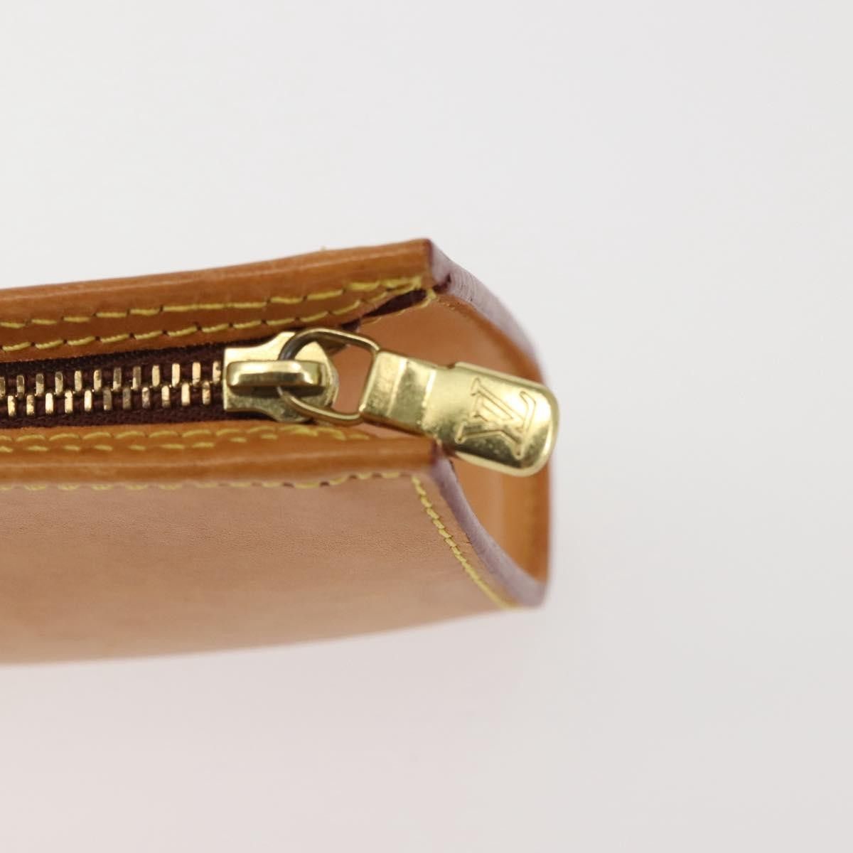 Louis Vuitton Louis Vuitton Bucket Pouch Leather Size ONE SIZE - 13 Thumbnail