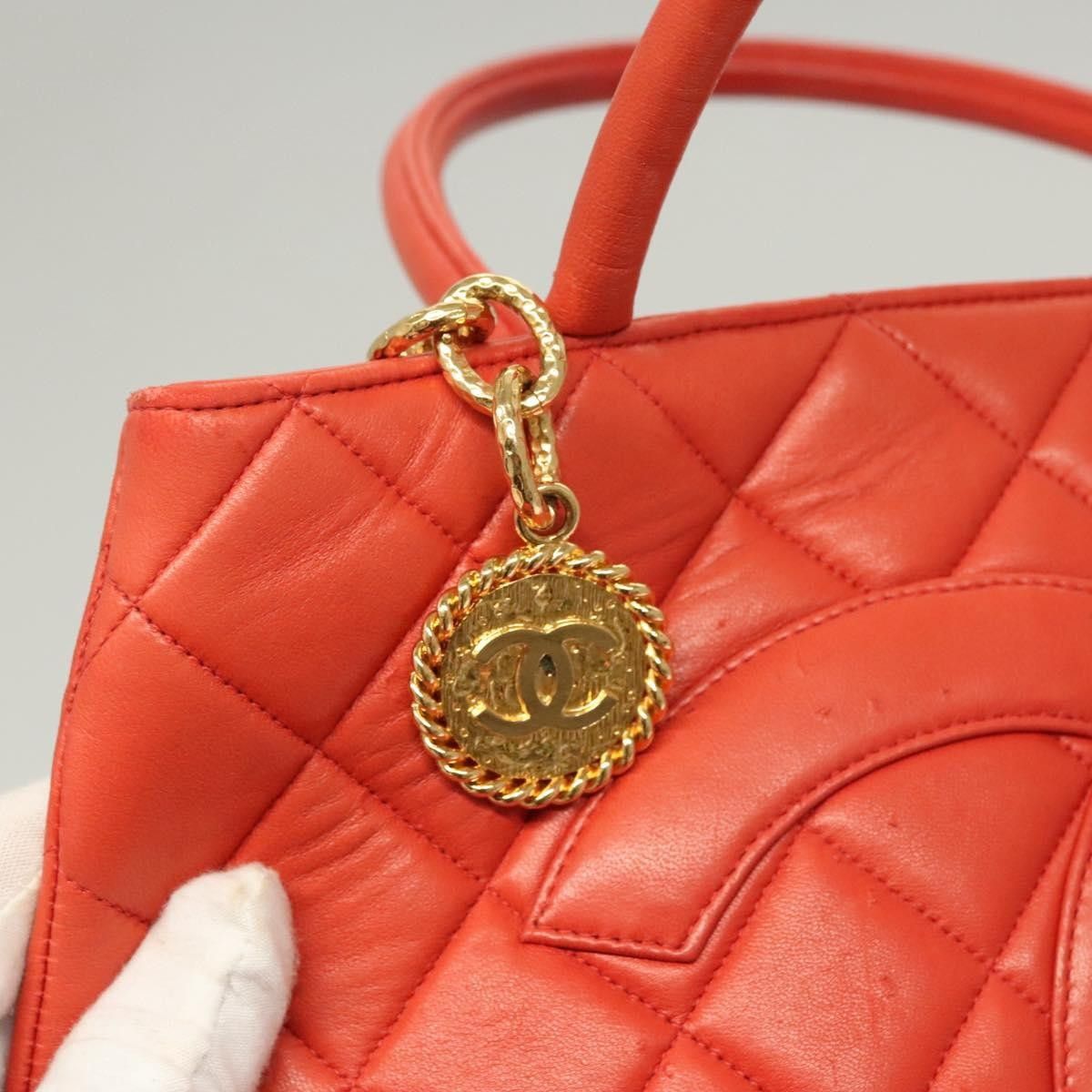 Chanel Chanel Medallion Tote Quilted Lambskin Size ONE SIZE - 13 Thumbnail