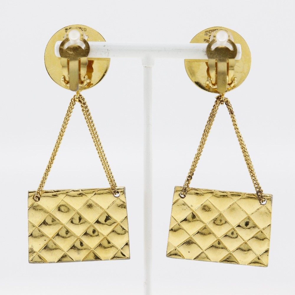 Chanel Chanel Vintage Medallion Flap Bag Brooch Metal Size ONE SIZE - 2 Thumbnail