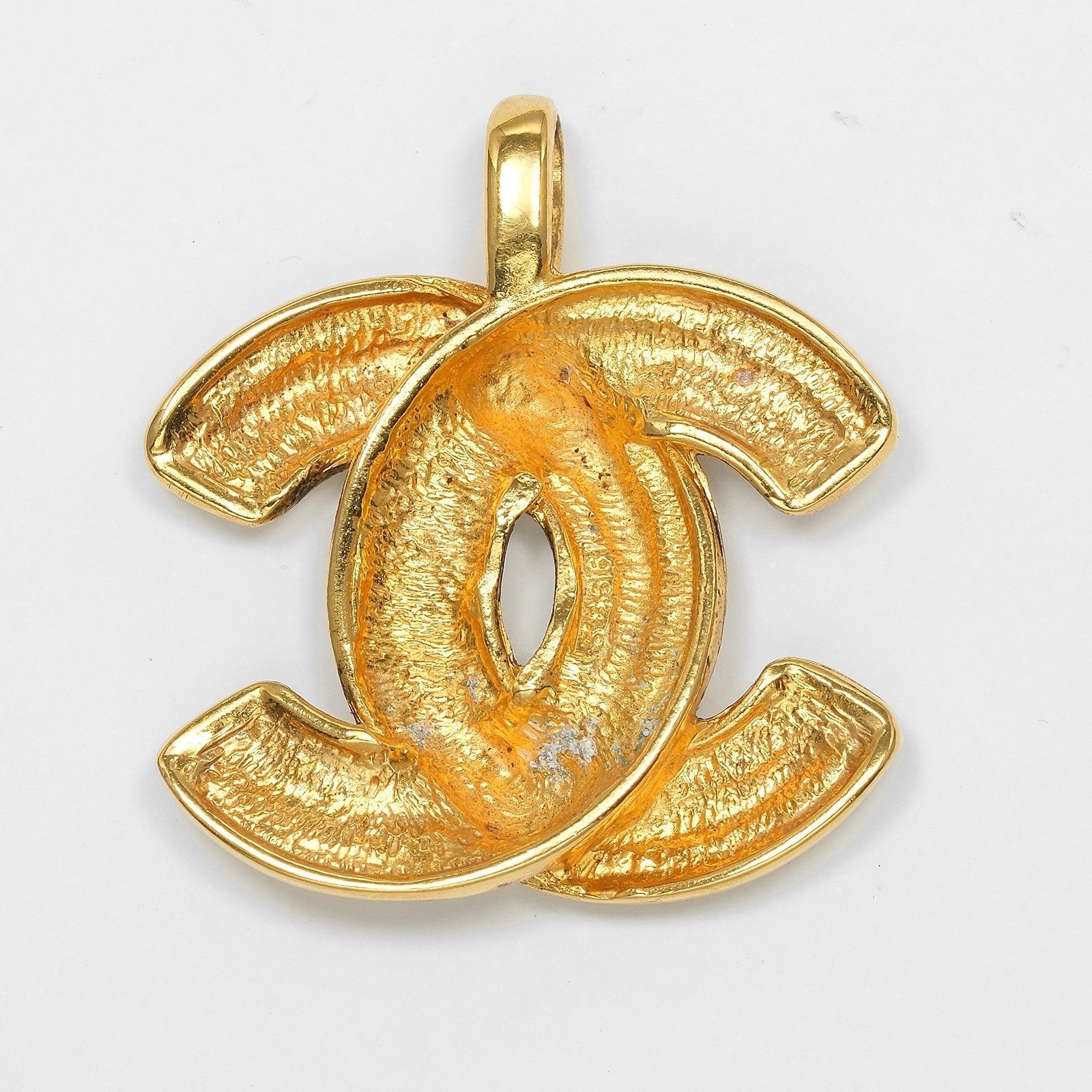 Chanel Chanel Vintage CC Pendant Necklace Quilted Metal Size ONE SIZE - 5 Thumbnail