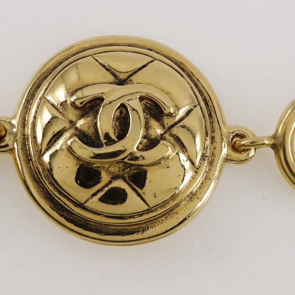 Chanel Chanel Vintage CC Quilted Medallion Bracelet Metal Size ONE SIZE - 3 Thumbnail