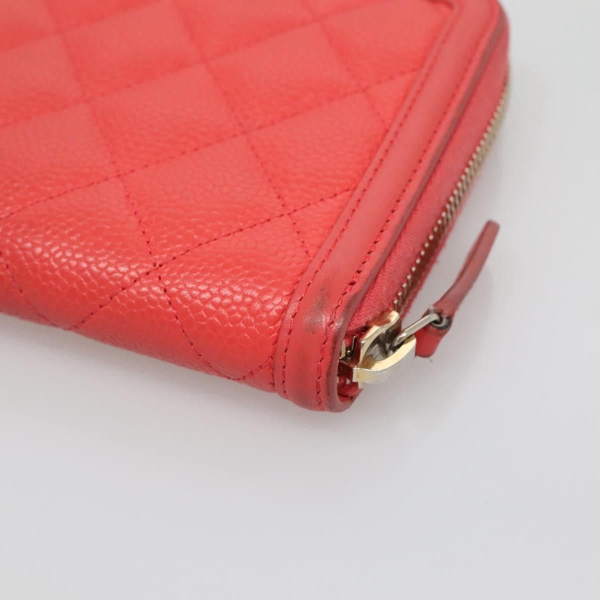 Chanel Chanel Filigree Zip Around Wallet Quilted Caviar Size ONE SIZE - 8 Thumbnail