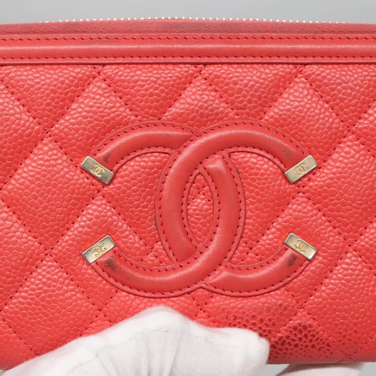 Chanel Chanel Filigree Zip Around Wallet Quilted Caviar Size ONE SIZE - 13 Thumbnail