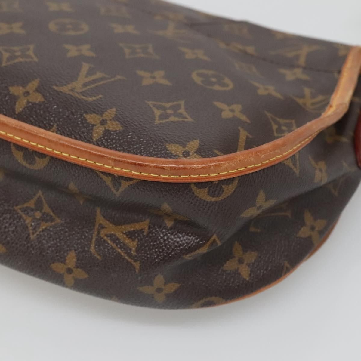 Louis Vuitton Louis Vuitton Menilmontant Handbag Monogram Canvas Size ONE SIZE - 12 Thumbnail