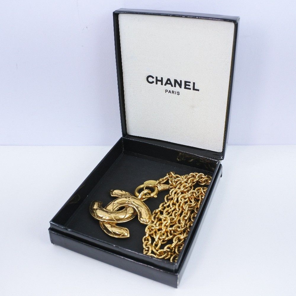 Chanel Chanel Vintage Quilted CC Pendant Necklace Metal Size ONE SIZE - 7 Thumbnail