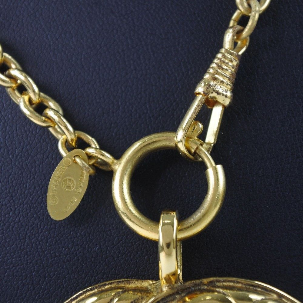 Chanel Chanel Vintage Quilted CC Pendant Necklace Metal Size ONE SIZE - 4 Thumbnail