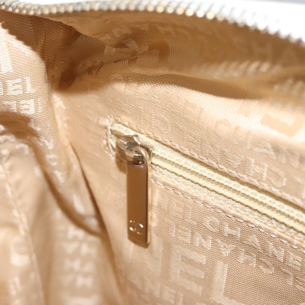 Chanel Chanel Chocolate Bar CC Shoulder Bag Quilted Leather Size ONE SIZE - 22 Thumbnail