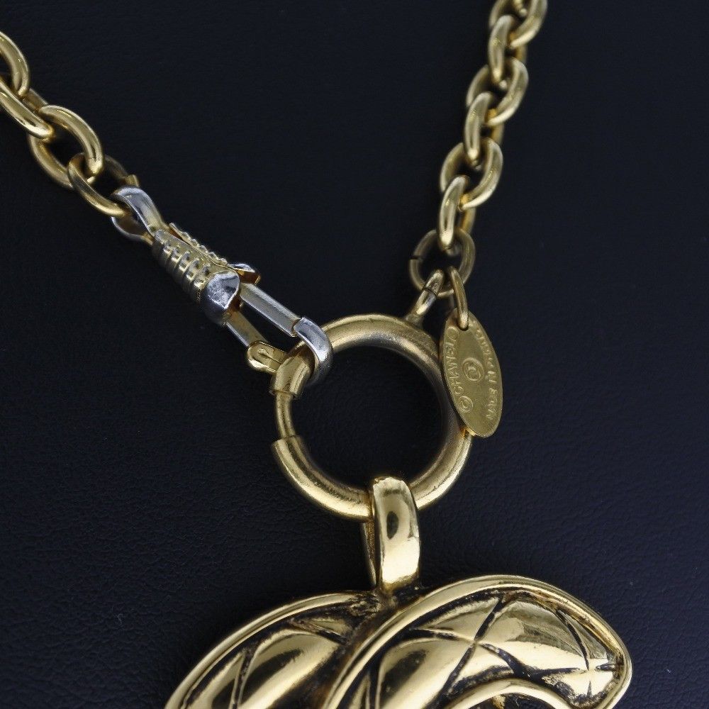 Chanel Chanel Vintage Quilted CC Pendant Necklace Metal Size ONE SIZE - 4 Thumbnail