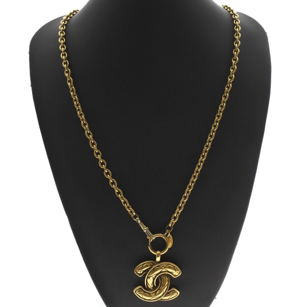 Chanel Chanel Vintage Quilted CC Pendant Necklace Metal Size ONE SIZE - 5 Thumbnail