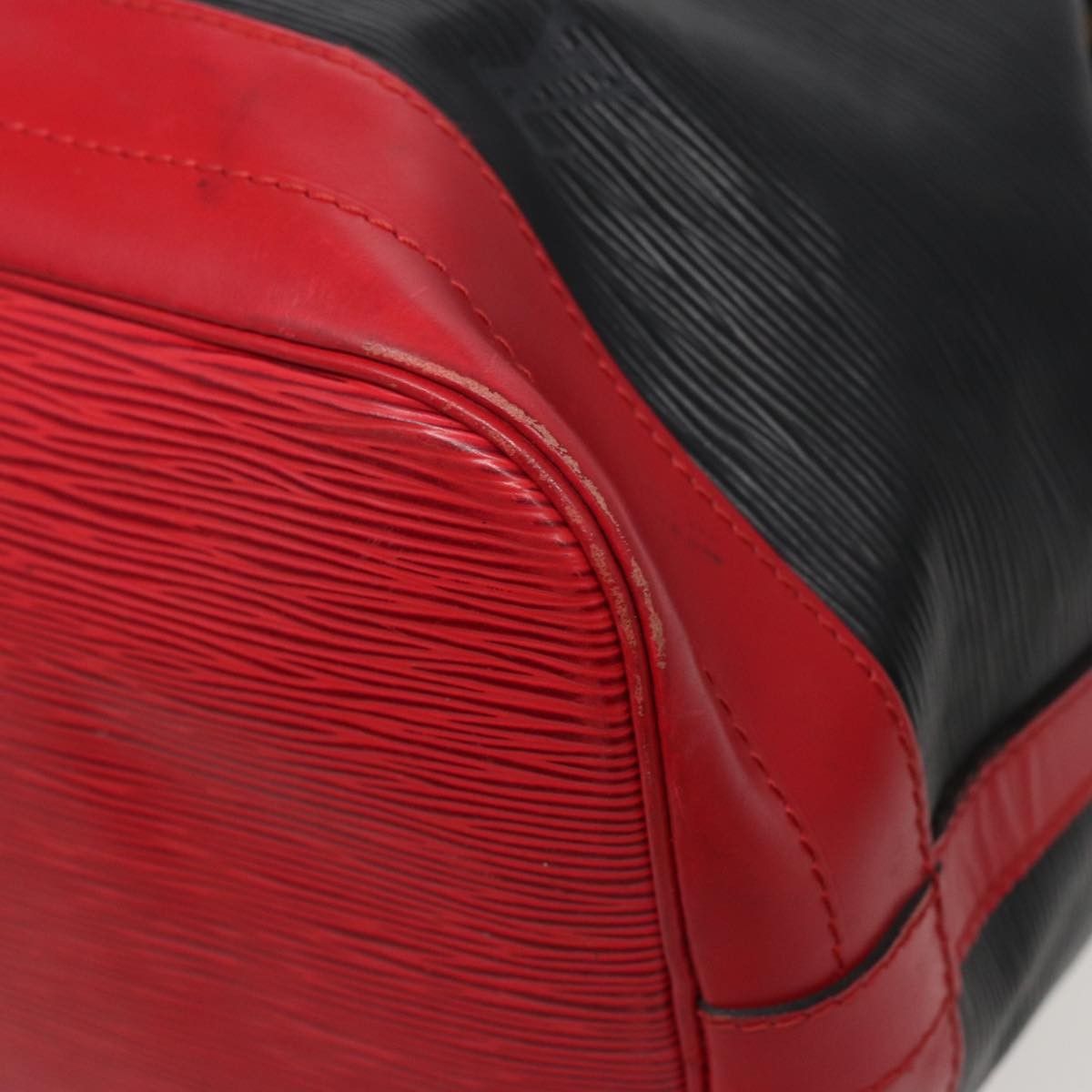 Louis Vuitton Louis Vuitton Bicolor Noe Handbag Epi Leather Size ONE SIZE - 9 Thumbnail