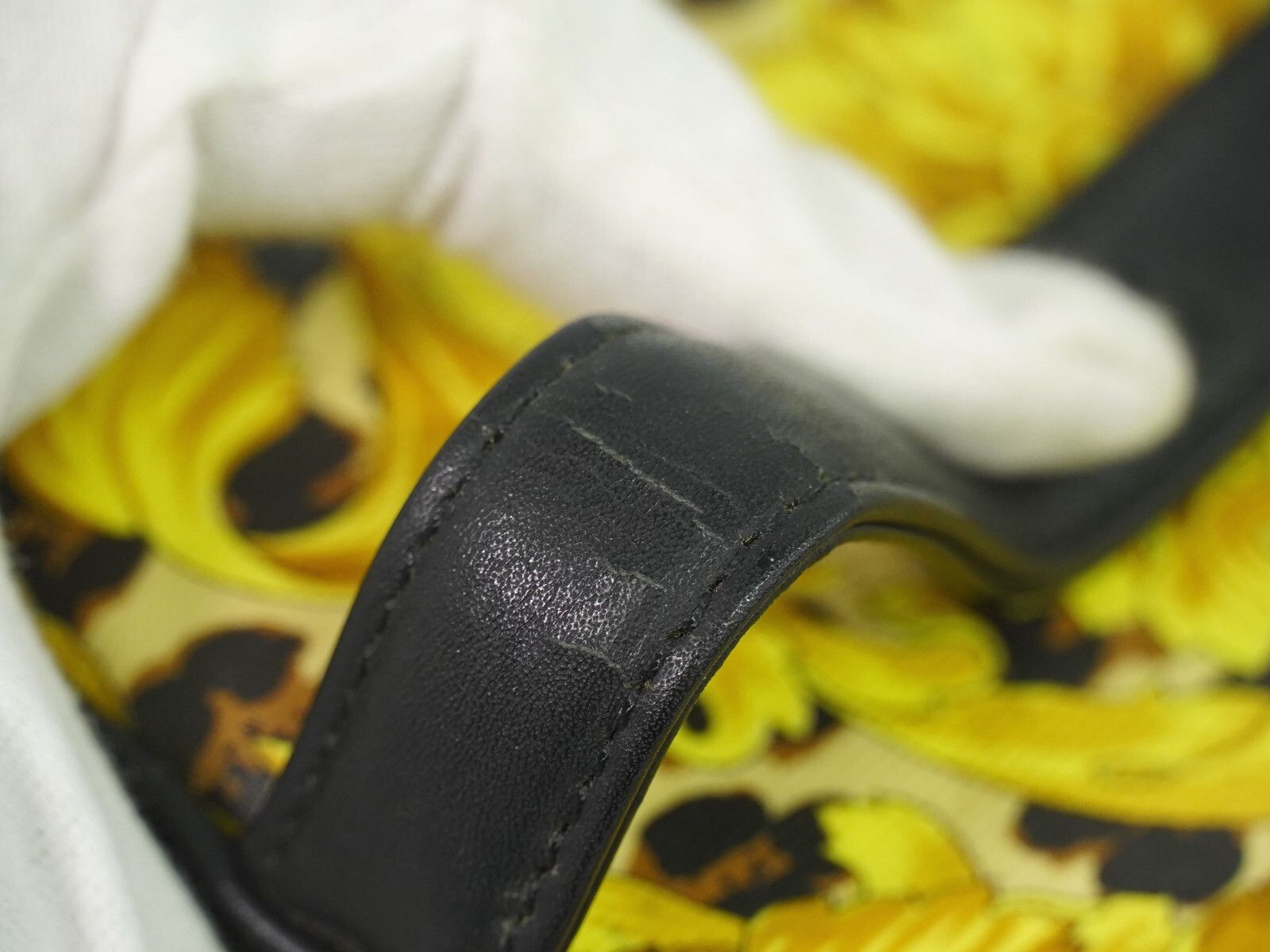 Versace Versace Vanity Hand Bag Canvas and Leather Size ONE SIZE - 10 Thumbnail