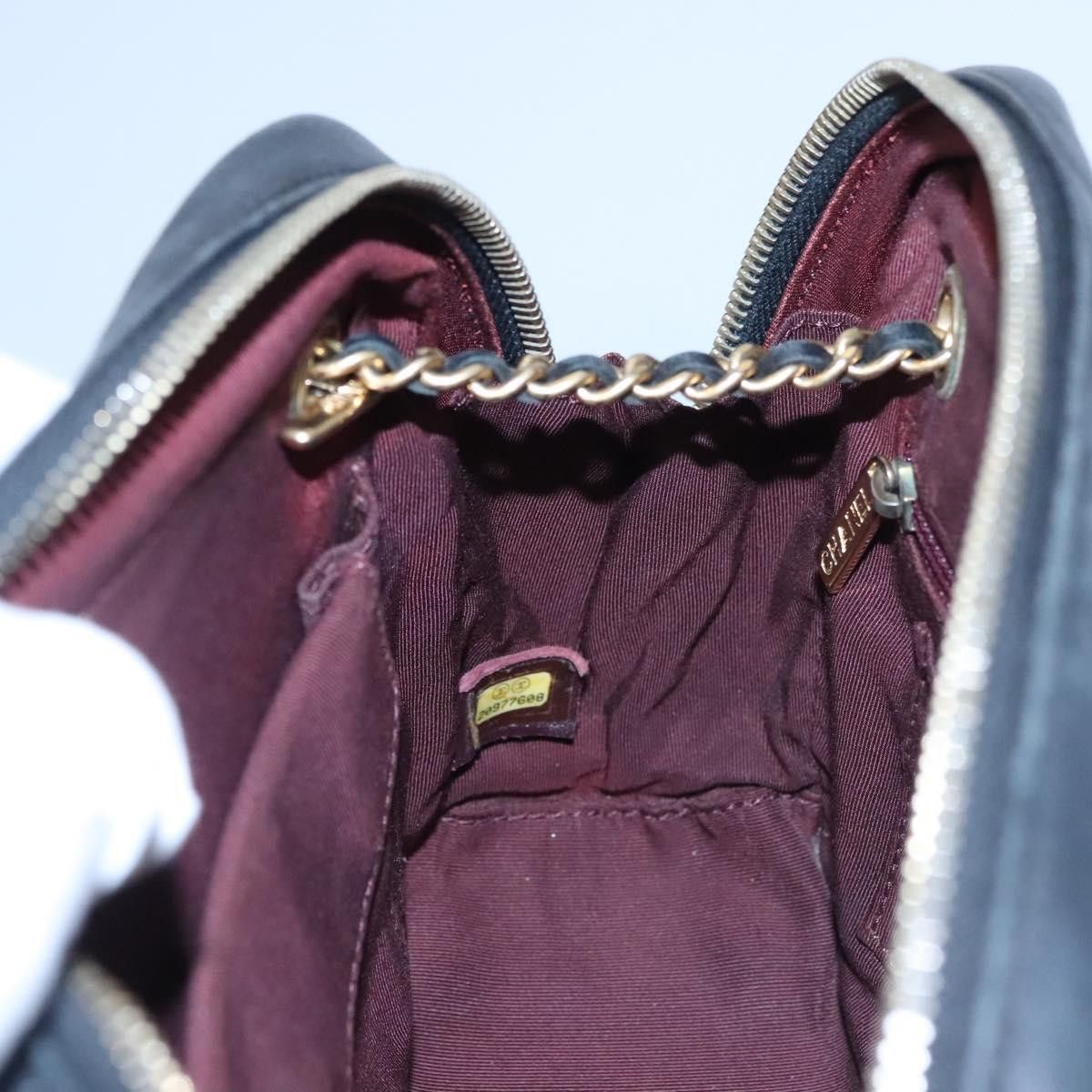Chanel Chanel V Stitch Leather Size ONE SIZE - 21 Thumbnail