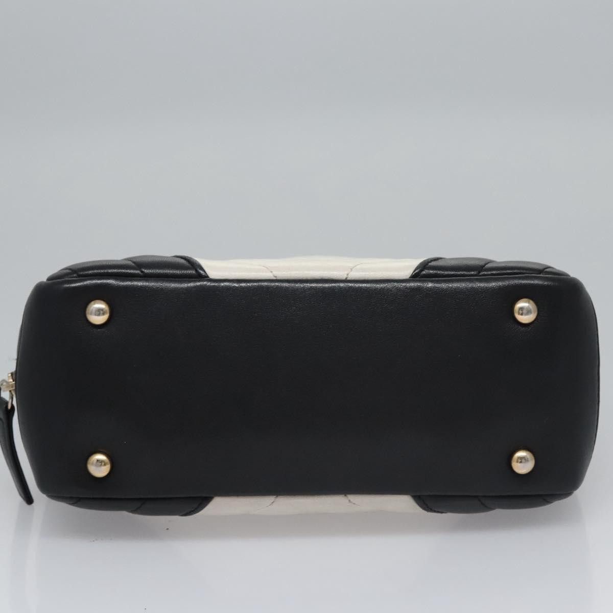 Chanel Chanel V Stitch Leather Size ONE SIZE - 16 Thumbnail