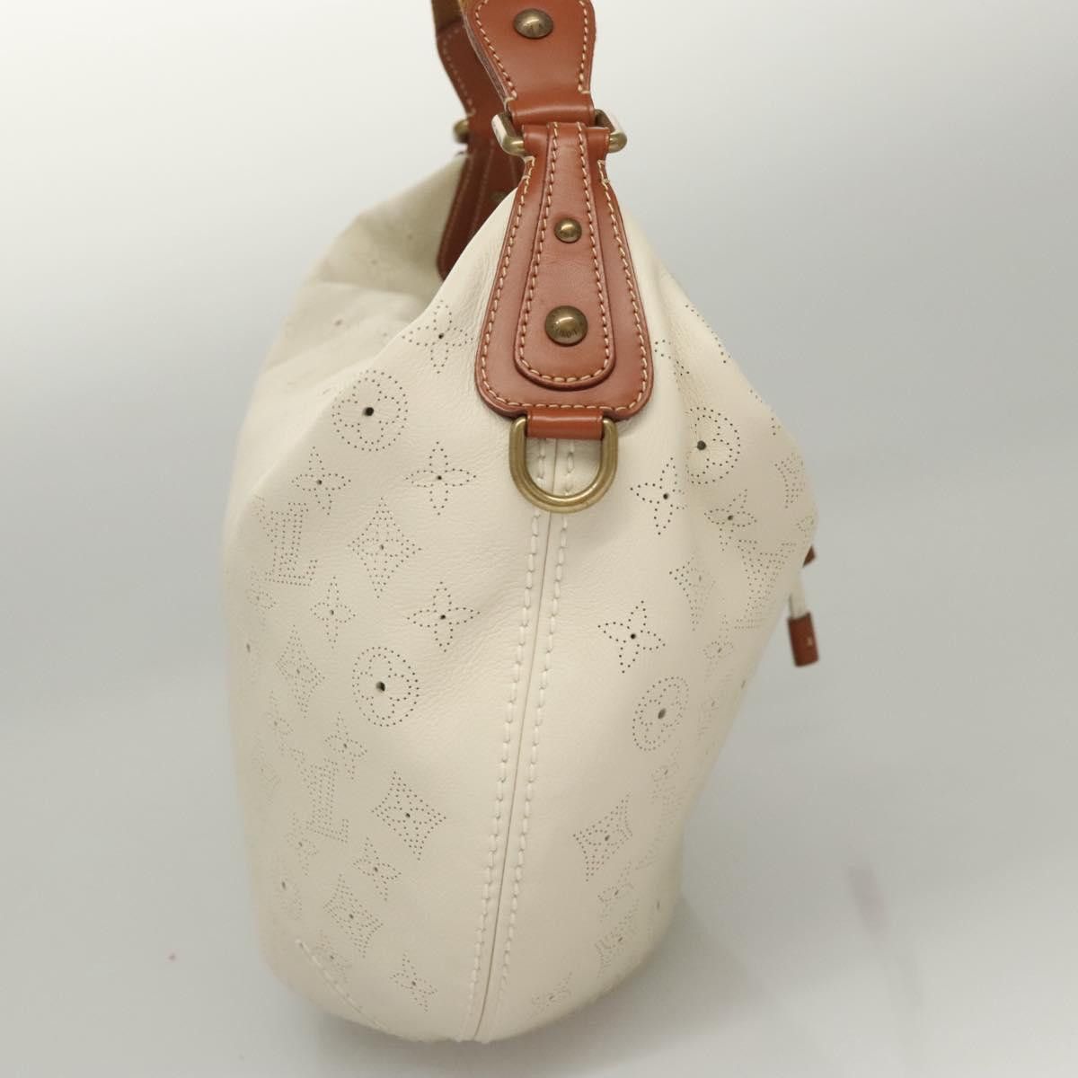 Louis Vuitton Louis Vuitton Onatah Hobo Mahina Leather Size ONE SIZE - 3 Thumbnail