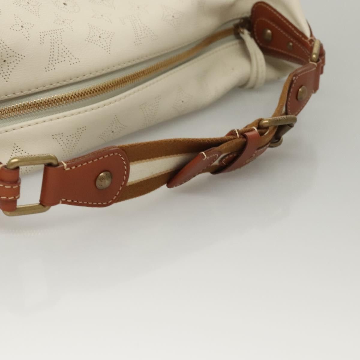 Louis Vuitton Louis Vuitton Onatah Hobo Mahina Leather Size ONE SIZE - 8 Thumbnail