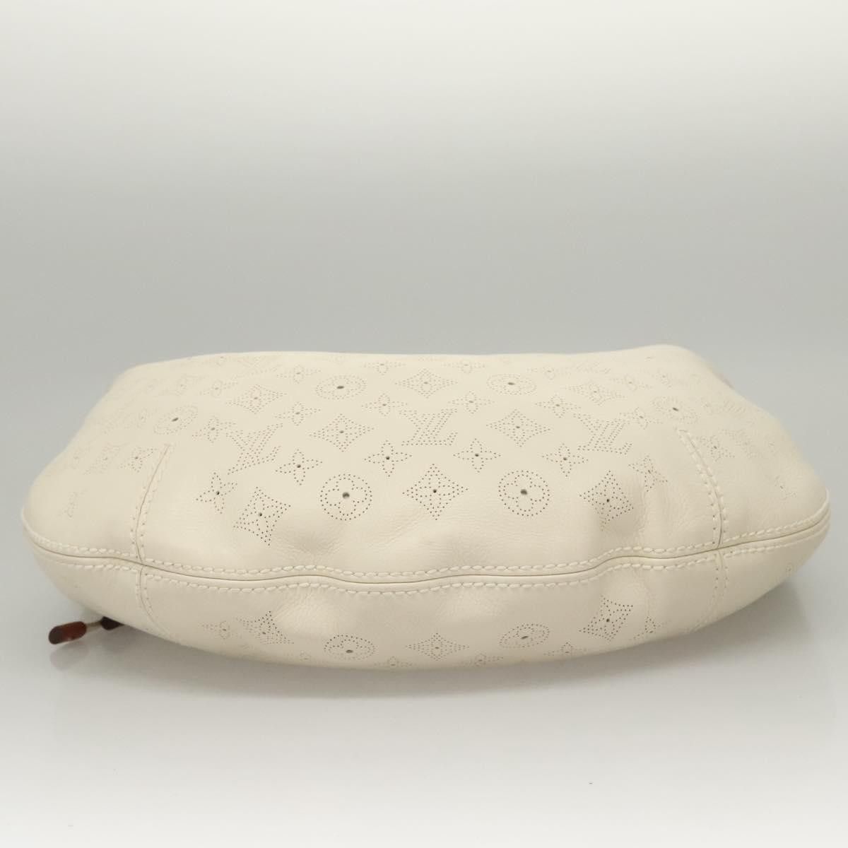Louis Vuitton Louis Vuitton Onatah Hobo Mahina Leather Size ONE SIZE - 15 Thumbnail