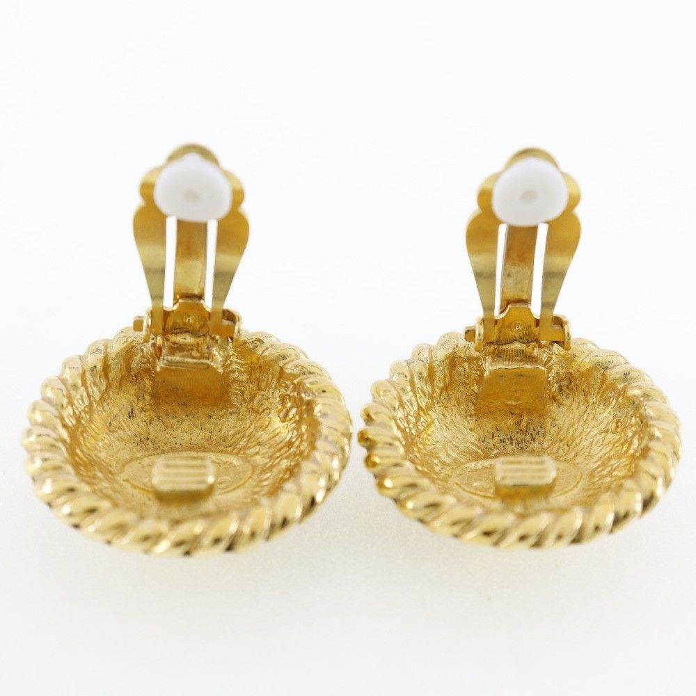 Chanel Chanel Vintage Round CC Clip-On Earring Metal Size ONE SIZE - 3 Thumbnail