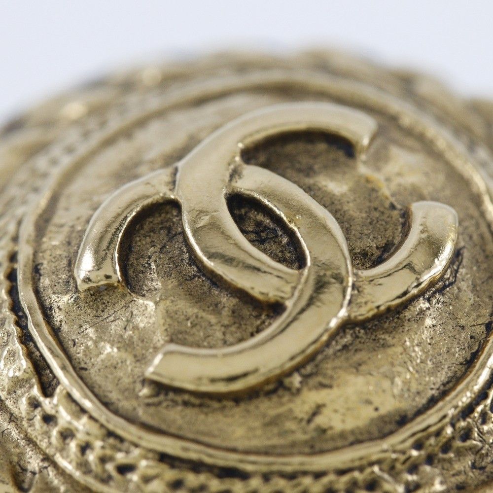 Chanel Chanel Vintage Round CC Clip-On Earring Metal Size ONE SIZE - 4 Thumbnail