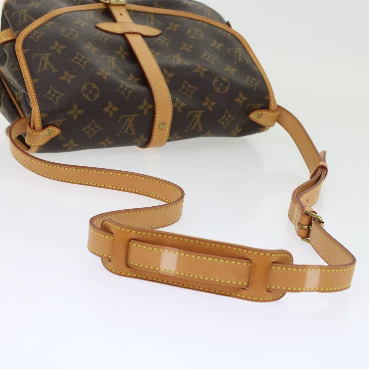 Louis Vuitton Louis Vuitton Saumur Handbag Monogram Canvas Size ONE SIZE - 7 Thumbnail